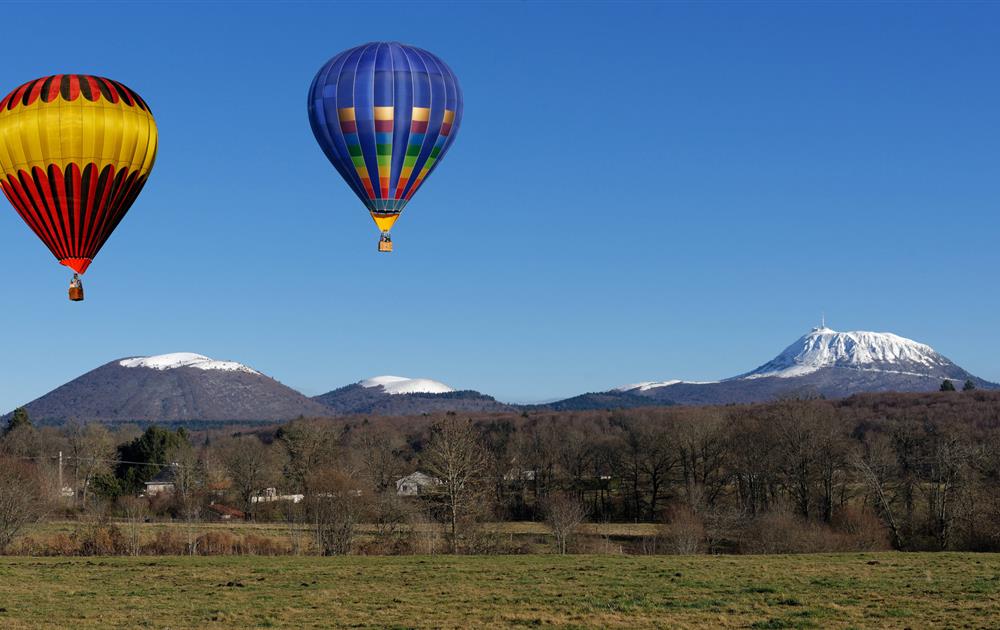 Découvrez l'Auvergne et ses volcans en Montgolfières